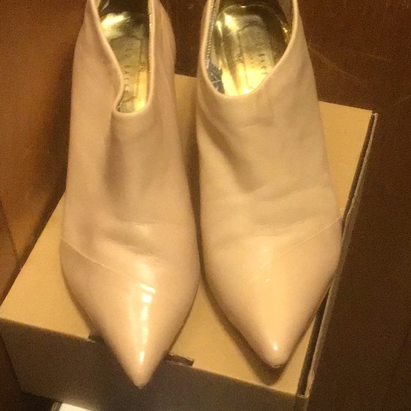 Used Bootie Shoes - Picture 2 of 6